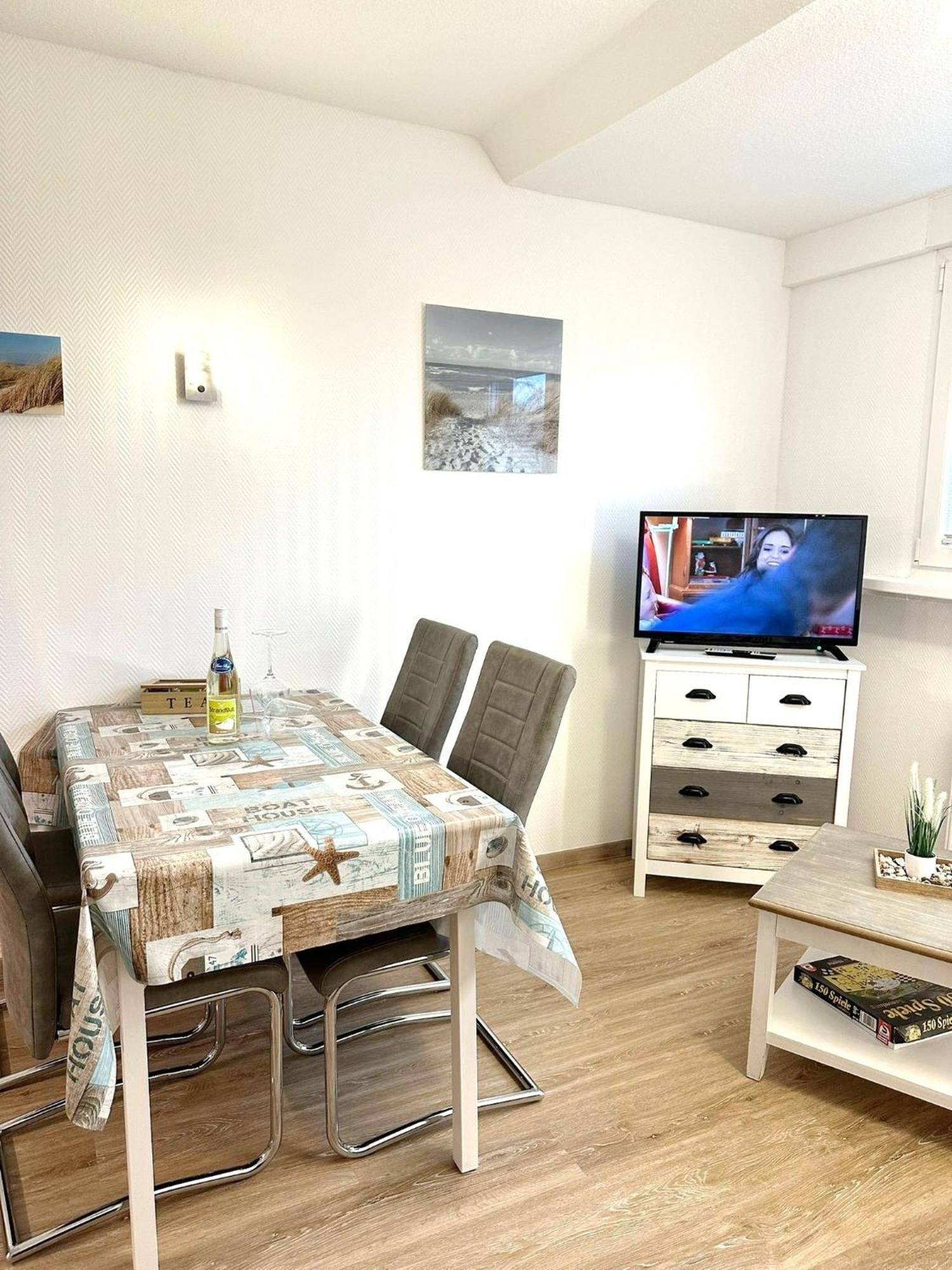Ferienwohnung Haus Boje "Knurrhahn" Нойгарлінгерзіль Екстер'єр фото
